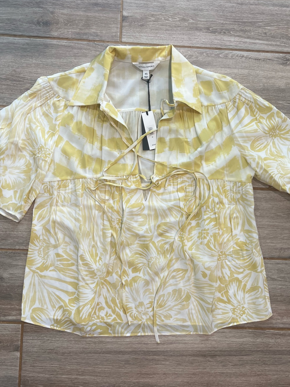 Banana Republic Yellow and White Tie-Front Blouse